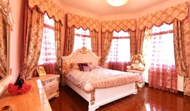 5 Bedroom Villa for Sale in Mesovounia, Limassol District