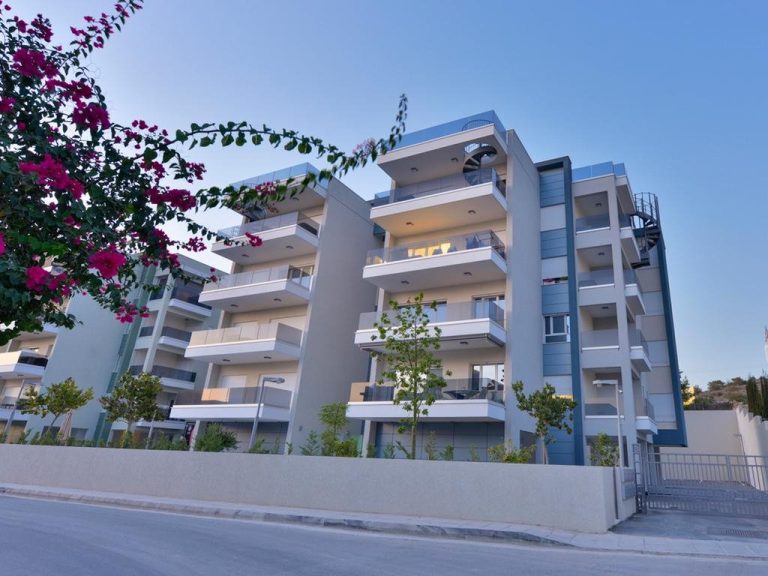 Atlantida Apartments (Court)