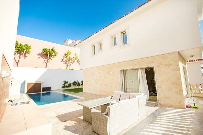 Diamond Casa (Diamond House)