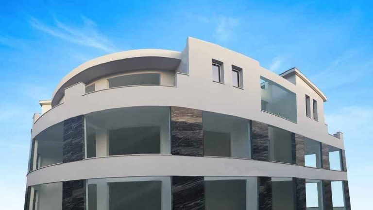 Latitudes B Commercial