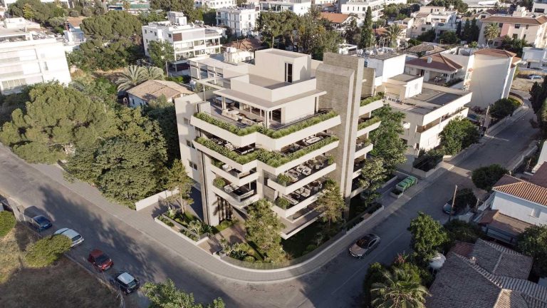Oak Tree Residence