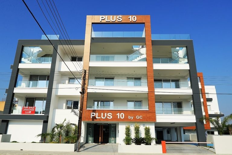 Plus 10 Marina Residence
