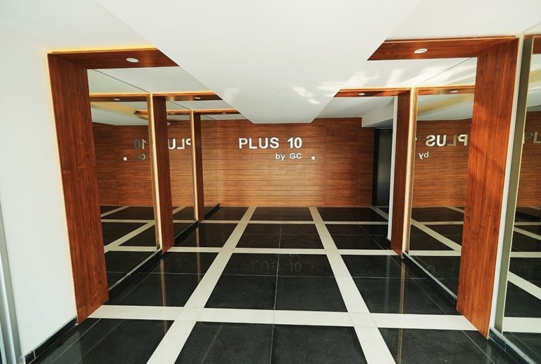 Plus 10 Marina Residence