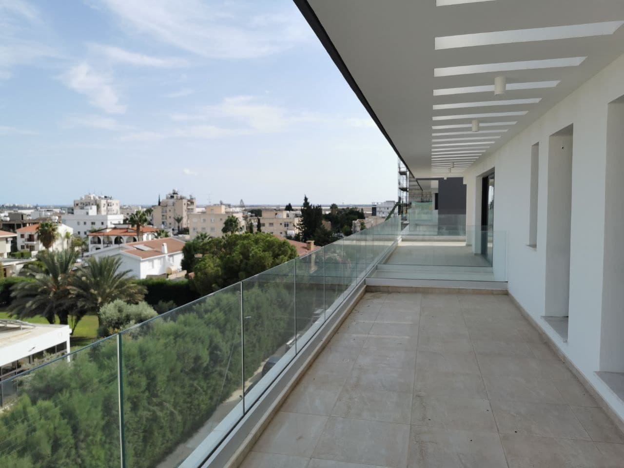 Plus 12 Residence