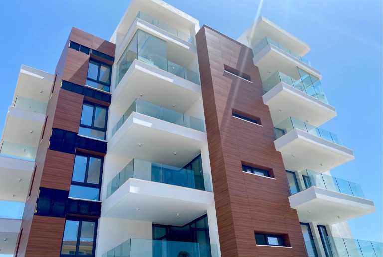 Plus 17 Media Residence