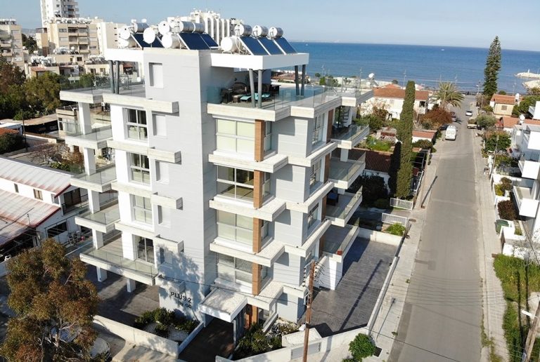 Plus 2 Residence