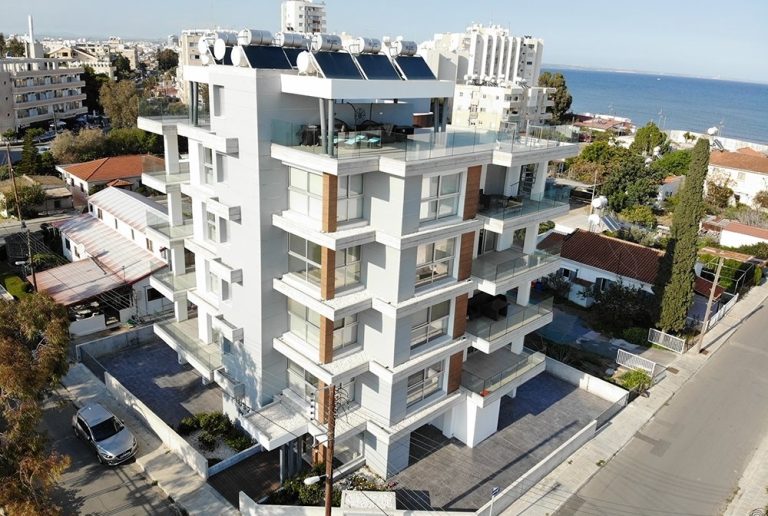 Plus 2 Residence