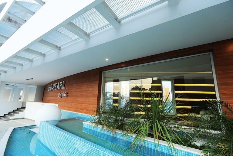 Plus 6 The Pearl of Mackenzie