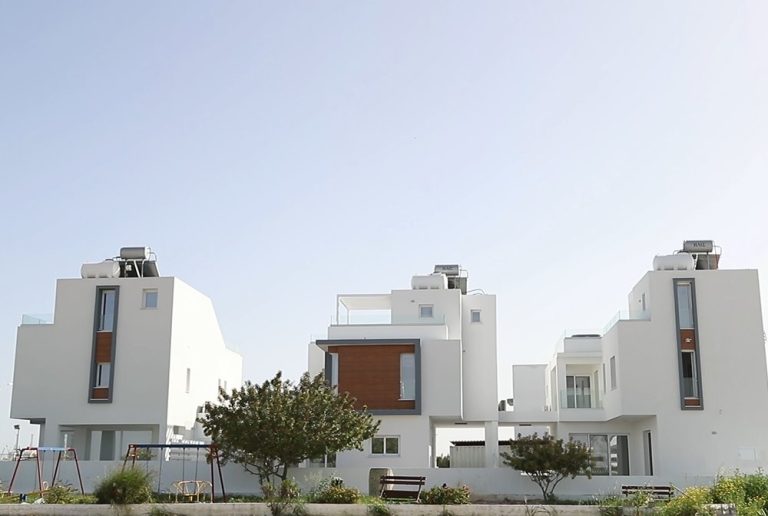 Plus 7 Livadia Garden 1
