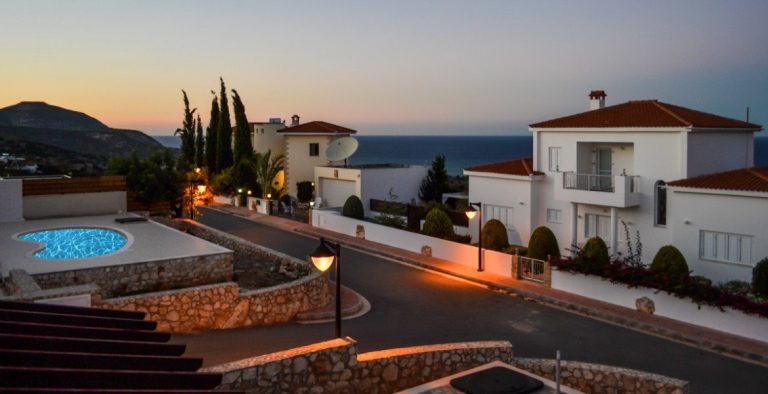 Prengos Sea View Villas