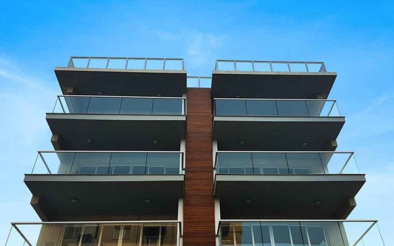 Q Mackenzie Residence