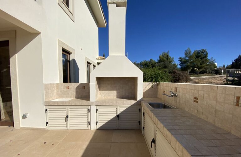 4 Bedroom House for Sale in Aphrodite Hills, Paphos District