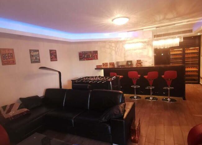 6+ Bedroom Villa for Sale in Kalogiroi, Limassol District