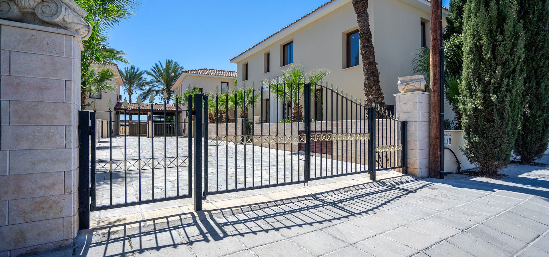 Pervolia Villa