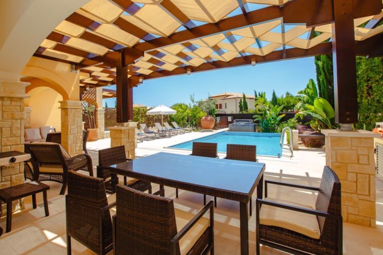 6+ Bedroom House for Sale in Aphrodite Hills, Paphos District