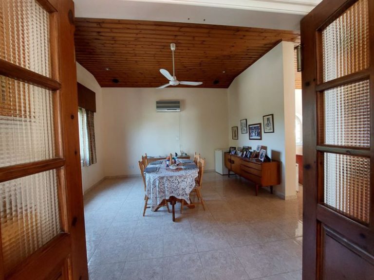 4 Bedroom House for Sale in Episkopi Lemesou, Limassol District