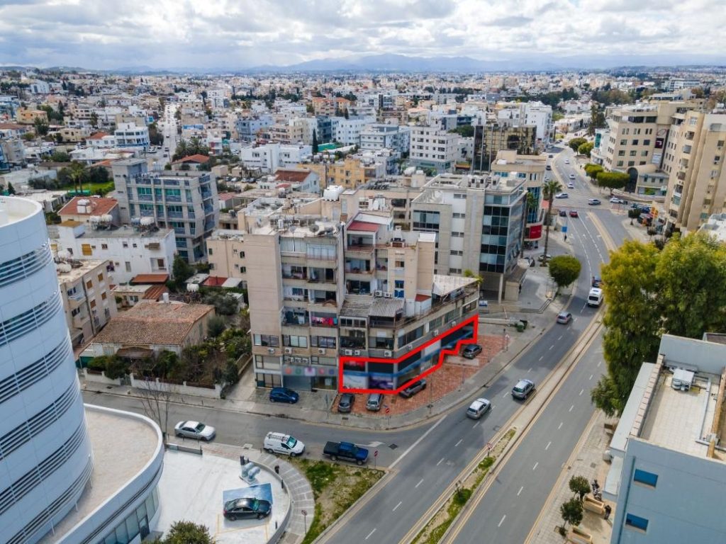 370m² Commercial for Sale in Strovolos, Nicosia District