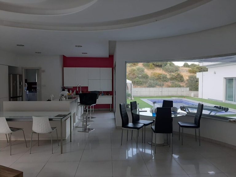 4 Bedroom House for Sale in Alassa, Limassol District