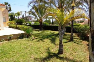 5 Bedroom House for Sale in Kalogiroi, Limassol District