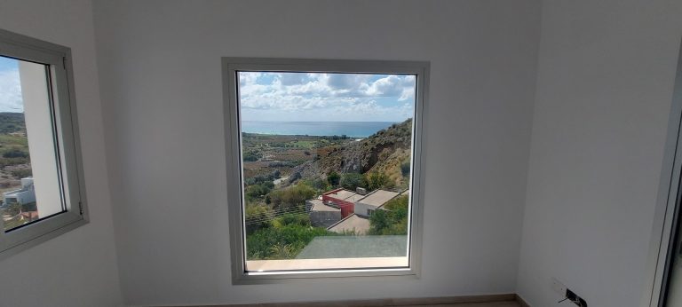 3 Bedroom House for Sale in Kissonerga, Paphos District