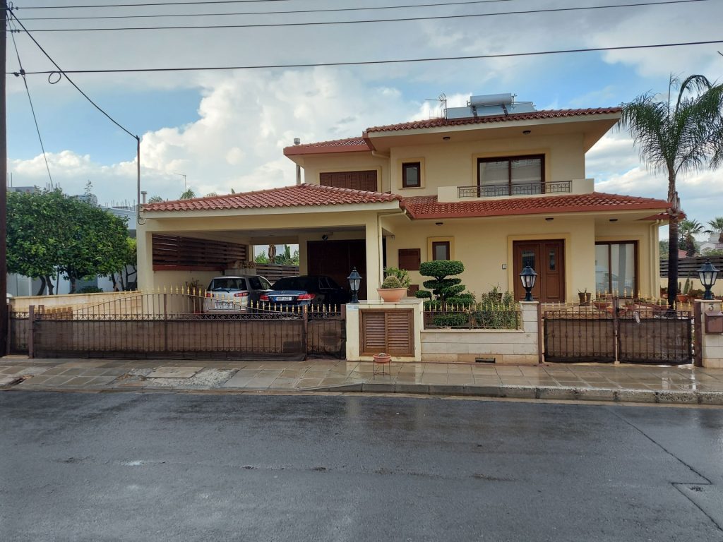 3 Bedroom House for Sale in Latsia, Nicosia District