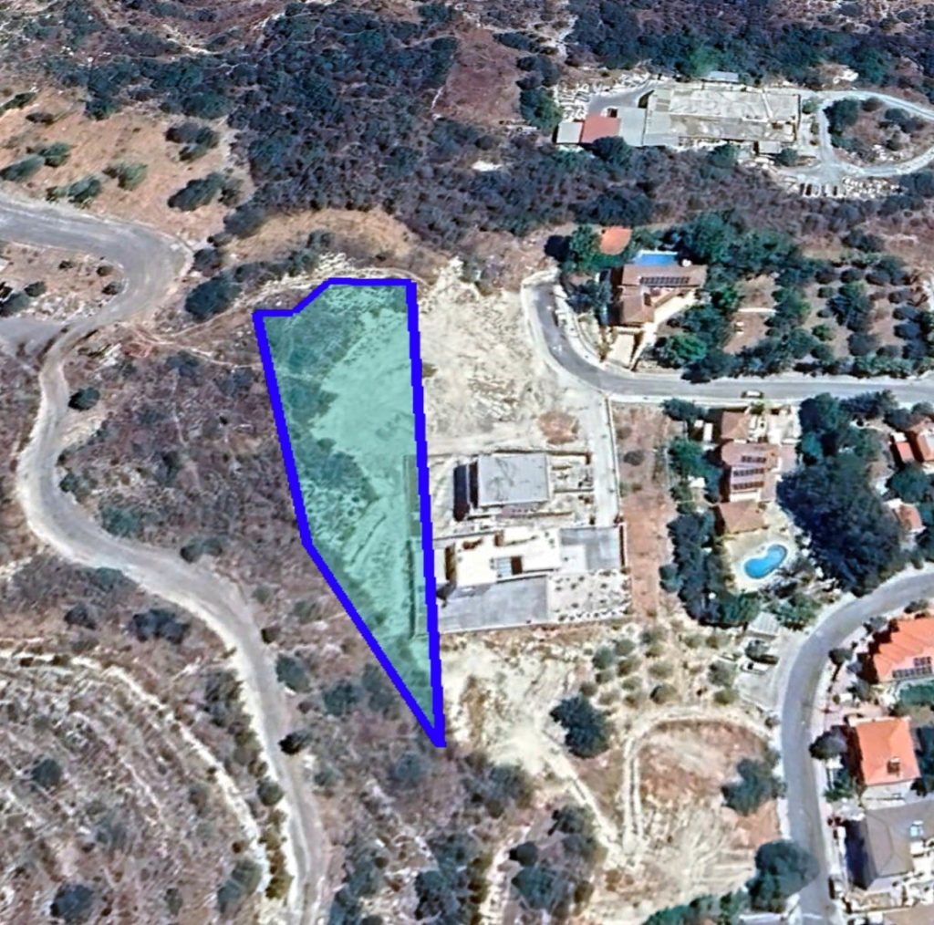 2,518m² Plot for Sale in Germasogeia, Limassol District