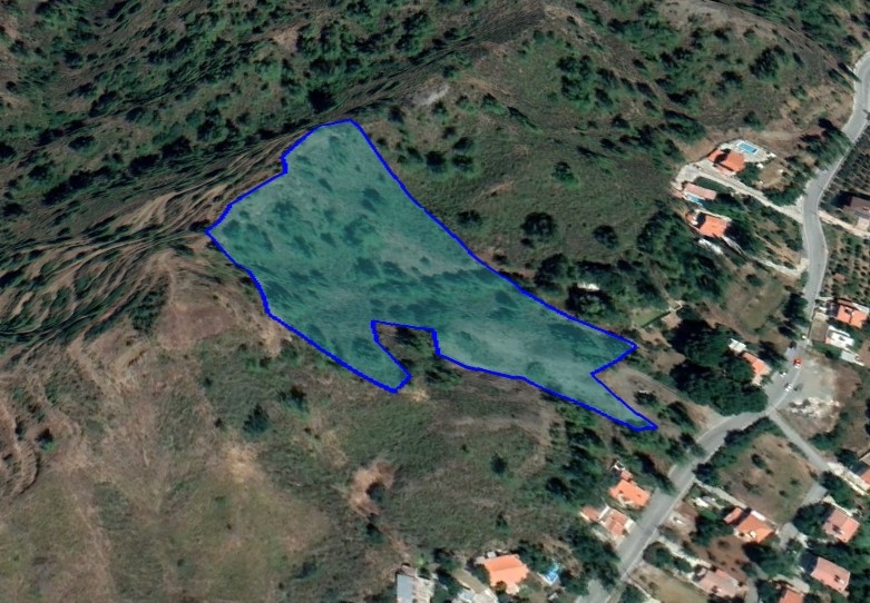 13,202m² Plot for Sale in Kato Platres, Limassol District