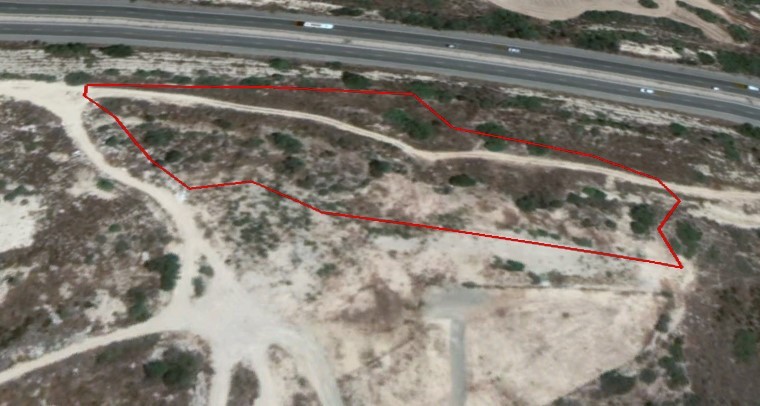 9,183m² Residential Plot for Sale in Agios Tychonas, Limassol District