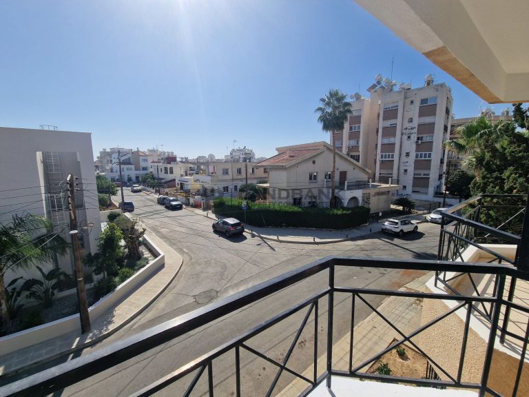 2 Bedroom Apartment for Sale in Agios Nikolaos, Larnaca District