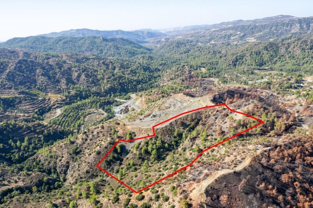 51,671m² Plot for Sale in Pelendri, Limassol District