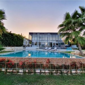 5 Bedroom House for Sale in Engomi, Nicosia District