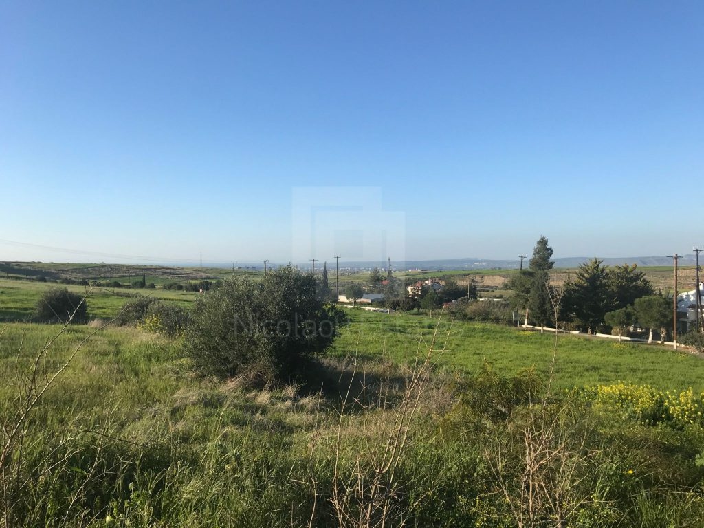 8,222m² Plot for Sale in Nicosia District