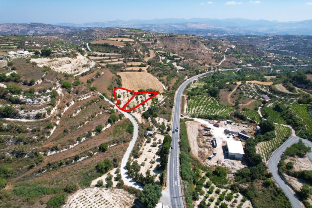 3,271m² Plot for Sale in Tsada, Paphos District