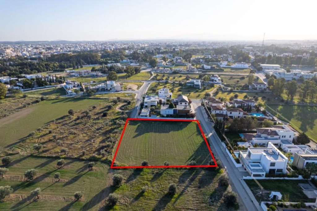 3,336m² Plot for Sale in Strovolos, Nicosia District