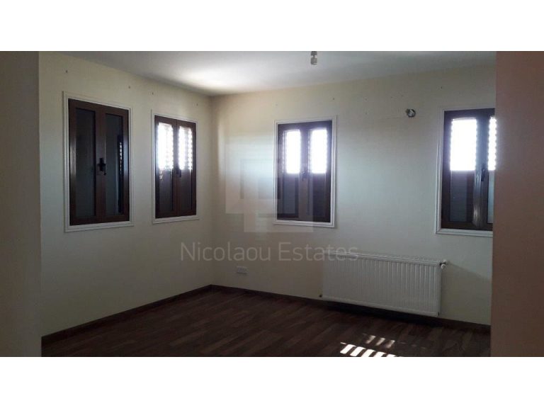 Cheap Houses and Villas for Sale Nicosia up to 700000 euro