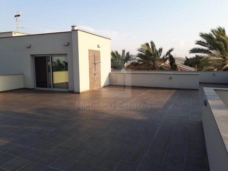 4 Bedroom House for Sale in Lakatamia, Nicosia District