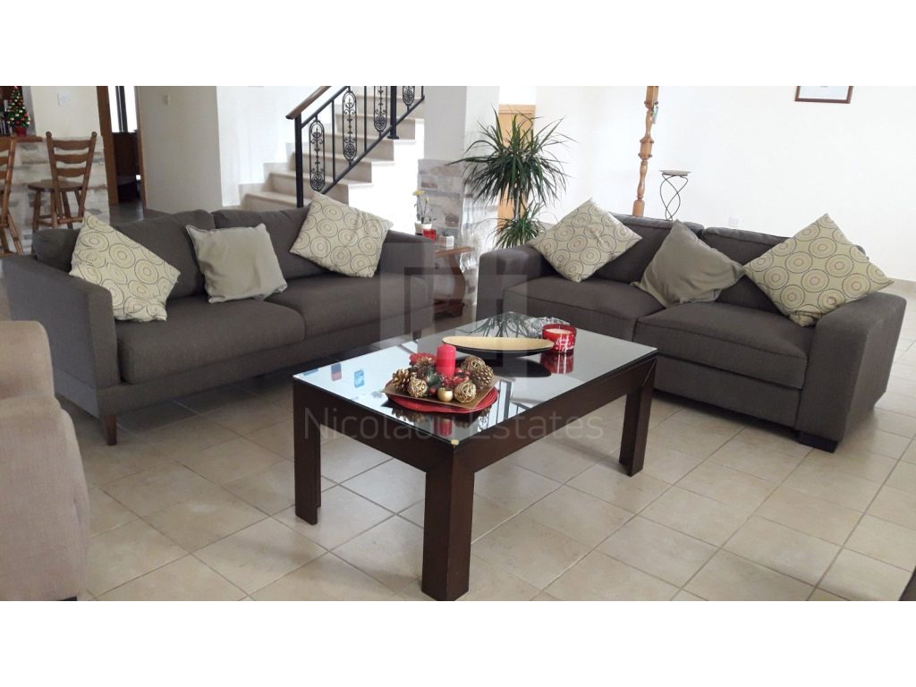 3 Bedroom House for Sale in Kissonerga, Paphos District