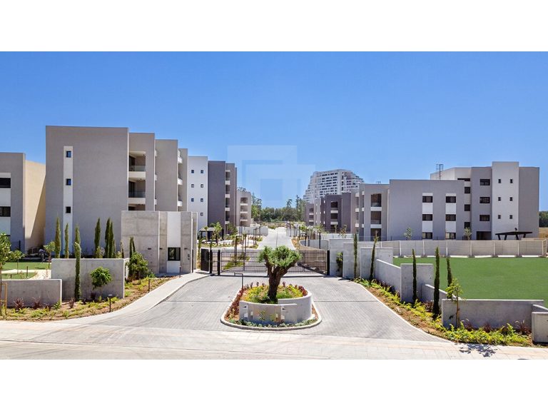 3 Bedroom Apartment for Sale in Limassol – Zakaki