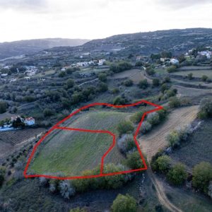 6,690m² Residential Plot for Sale in Stroumpi, Paphos District