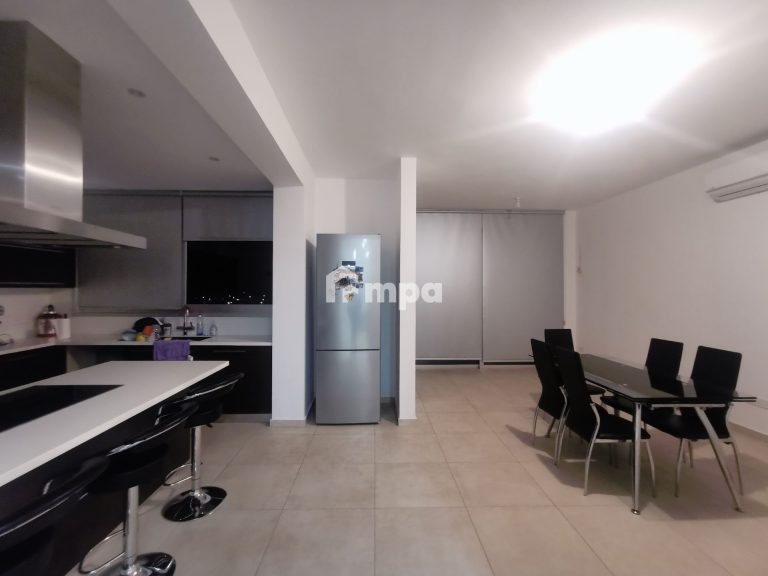 4 Bedroom House for Sale in Kallepeia, Nicosia District
