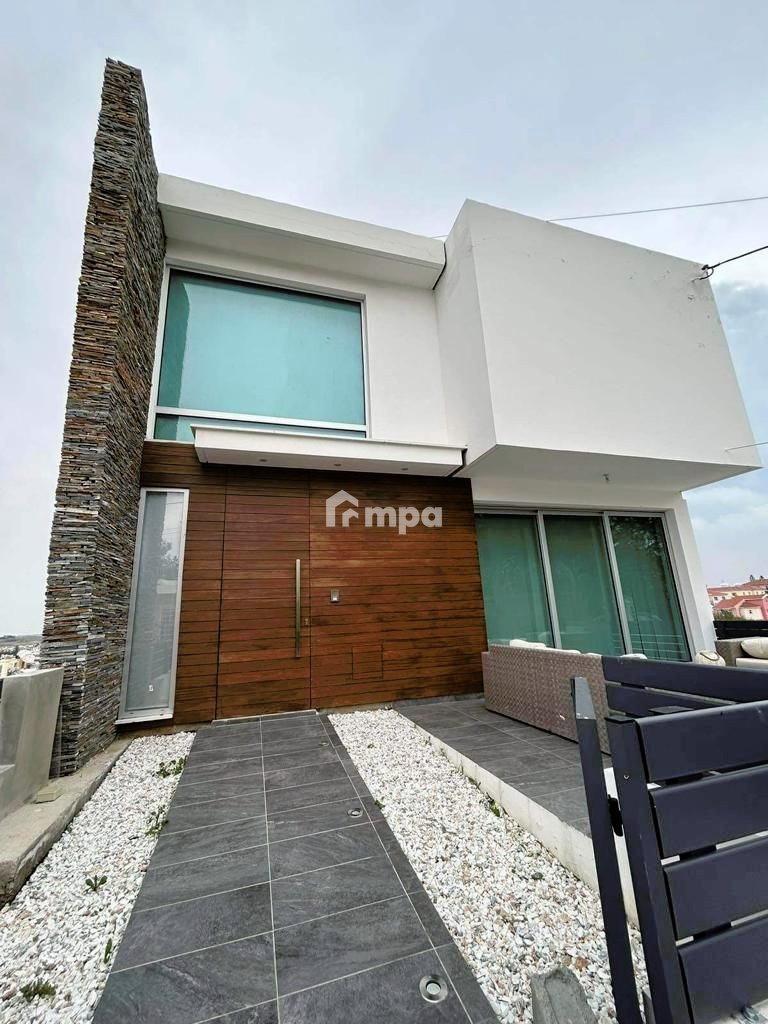 4 Bedroom House for Sale in Kallepeia, Nicosia District