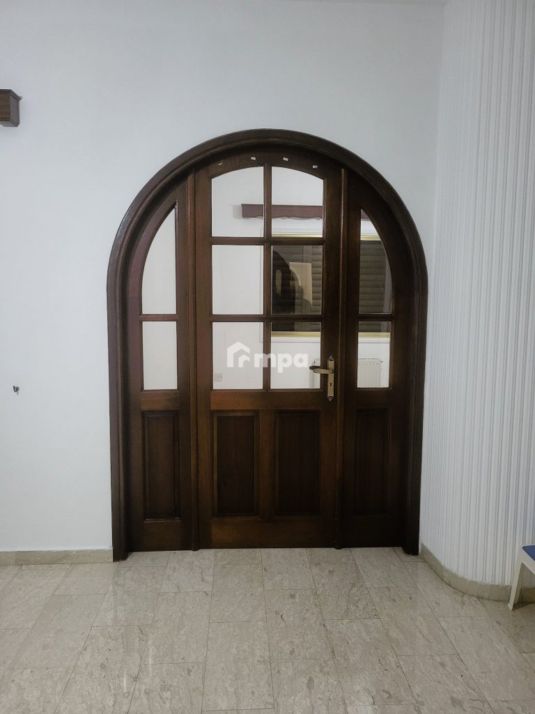 Cheap Houses and Villas for Sale Larnaca up to 900000 euro