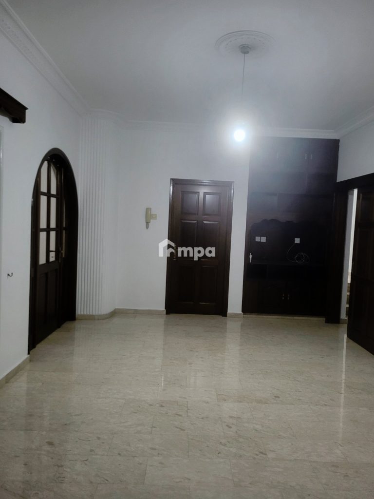 6+ Bedroom House for Sale in Larnaca District