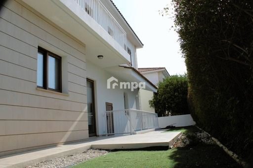 6+ Bedroom House for Sale in Nicosia District