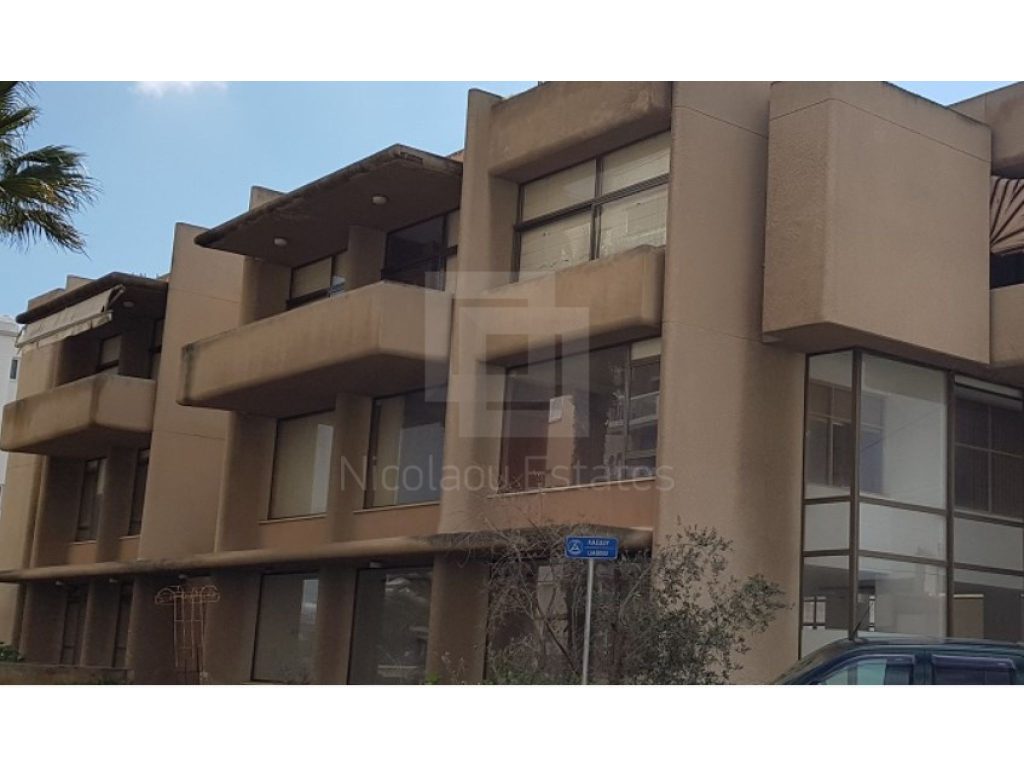 1820m² Building for Sale in Strovolos, Nicosia District