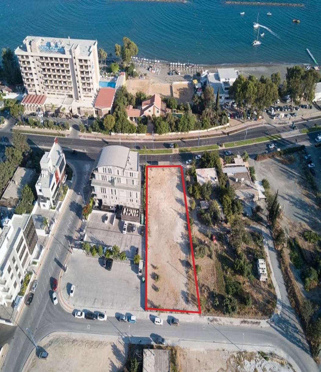 1,772m² Commercial Plot for Sale in Agios Tychonas, Limassol District