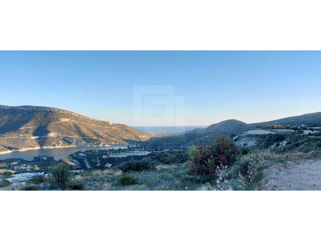 8,127m² Plot for Sale in Akrounta, Limassol District