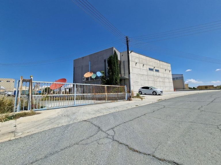 Warehouse for Sale in Dali, Nicosia District
