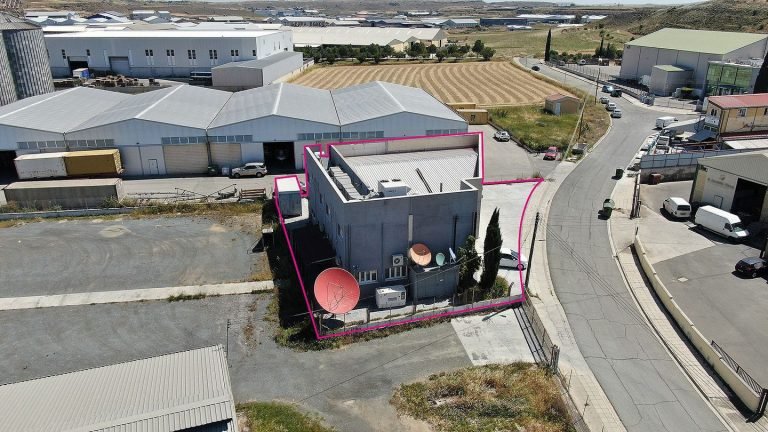Warehouse for Sale in Dali, Nicosia District