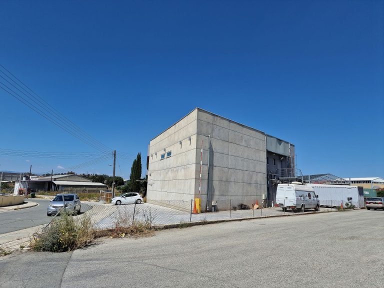 Warehouse for Sale in Dali, Nicosia District
